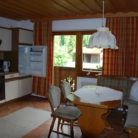 Konukevi Rosumerhof 3*
