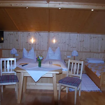 Rosumerhof بيت ضيافة